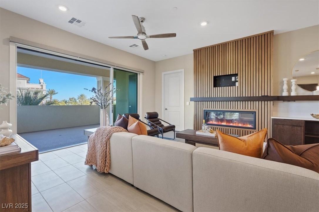120 Los Cabos Drive 301