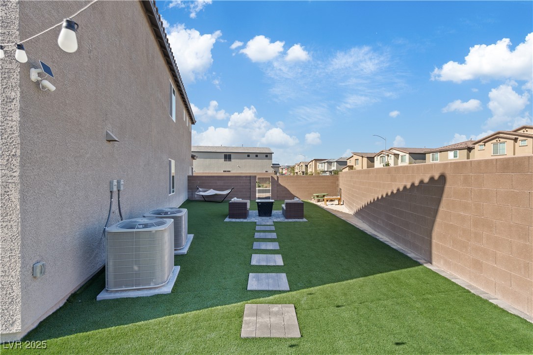 1896 Jamie Brook Place