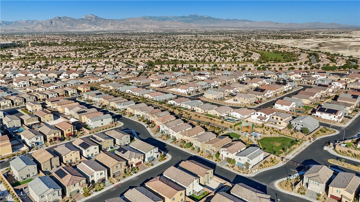 1896 Jamie Brook Place