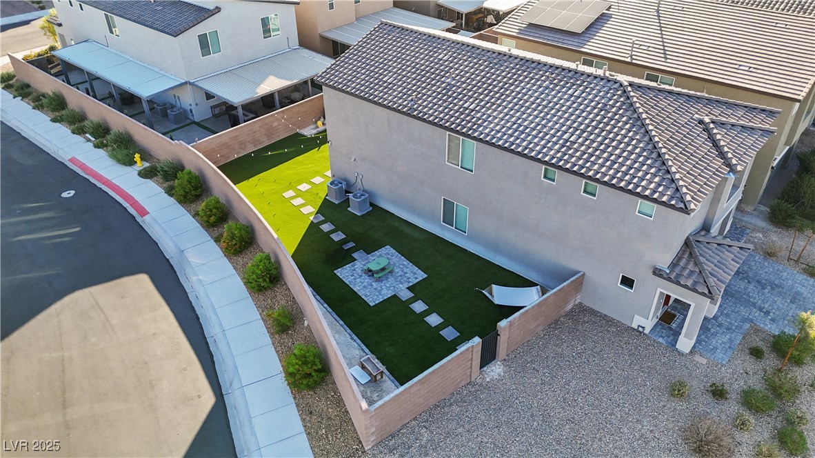 1896 Jamie Brook Place