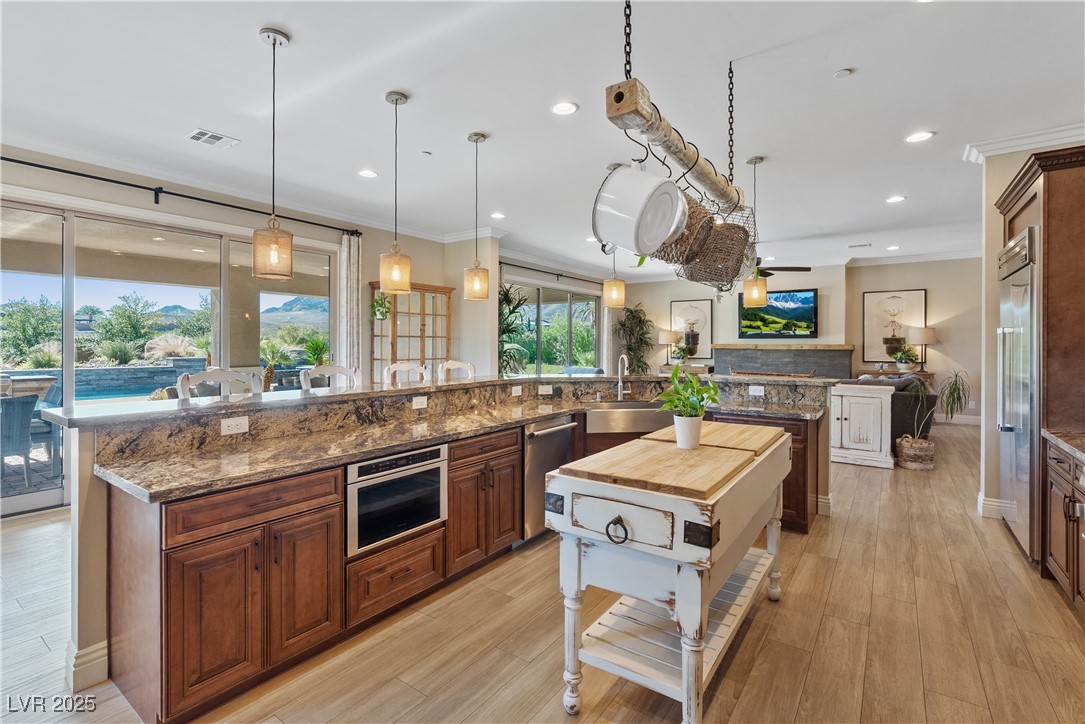 421 Foxhall Road