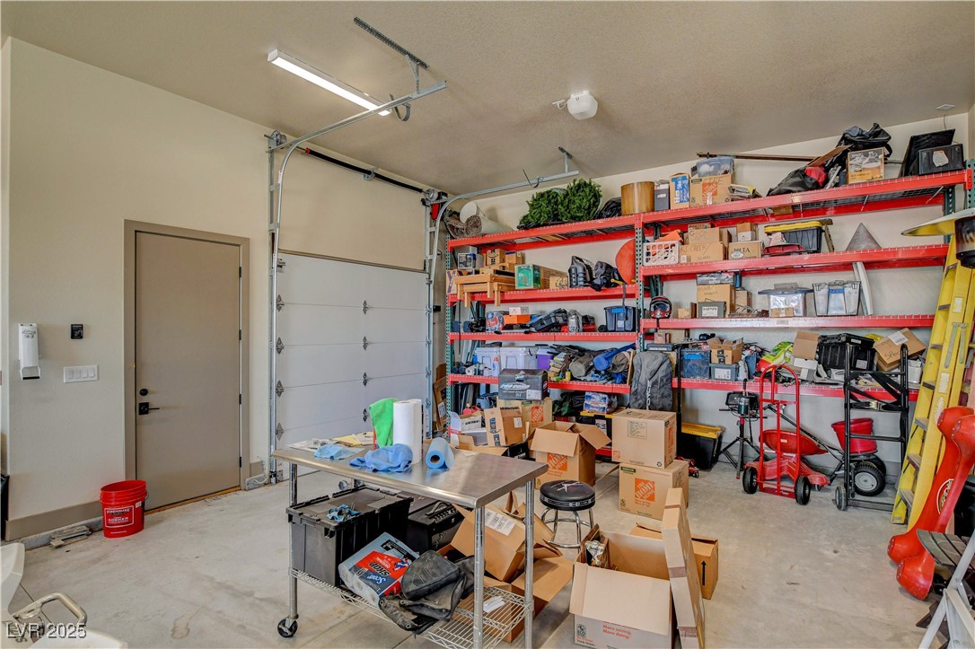 5025 North Chieftain Street