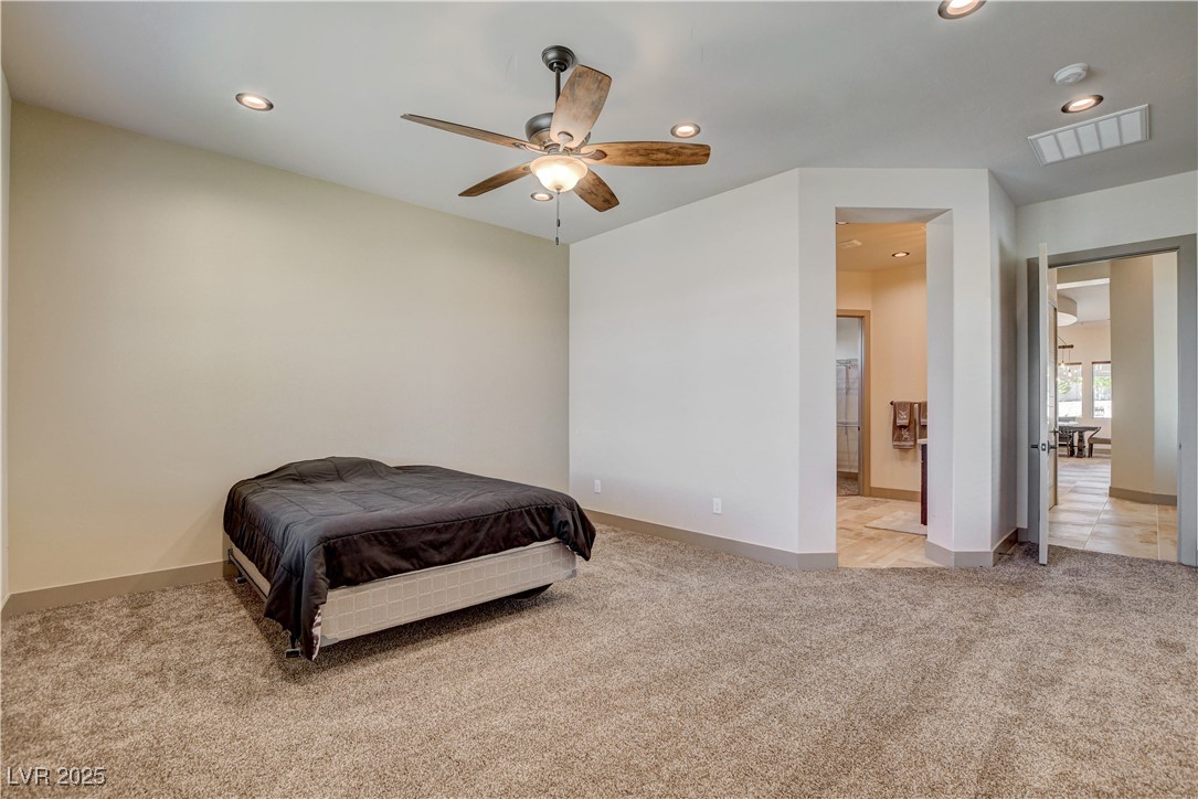 5025 North Chieftain Street