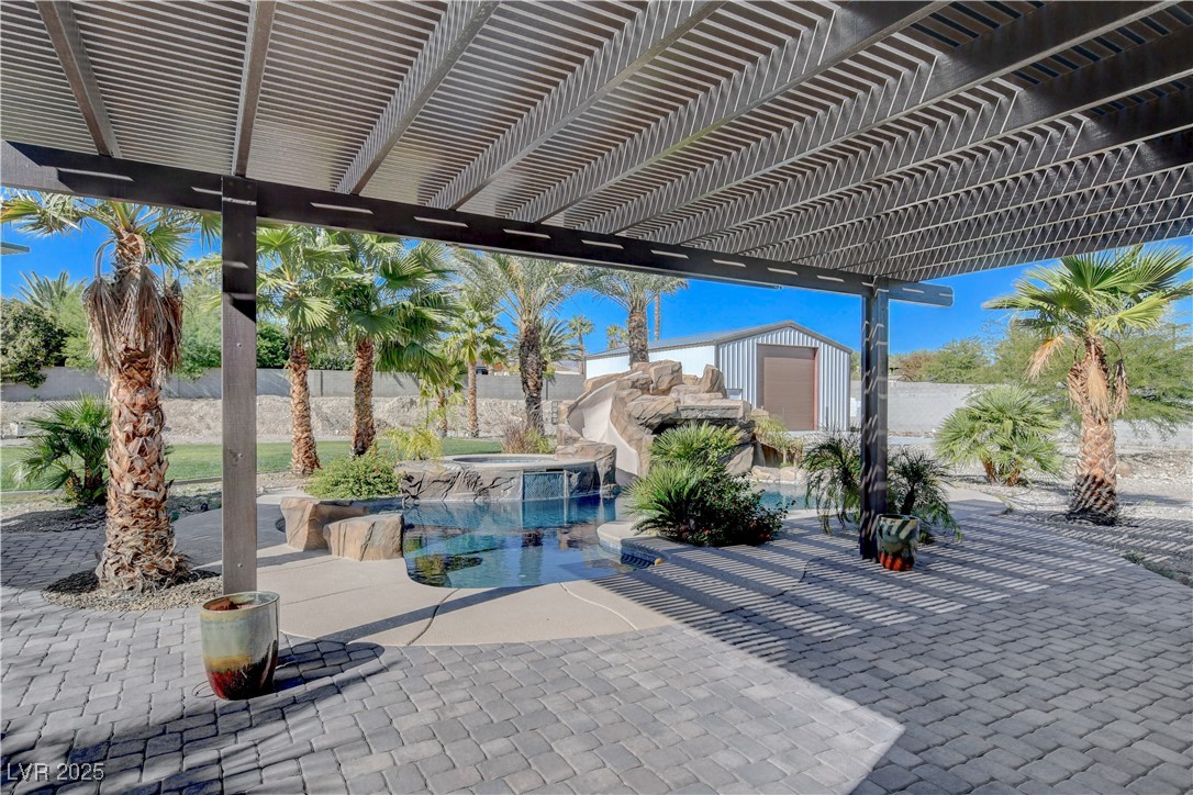 5025 North Chieftain Street