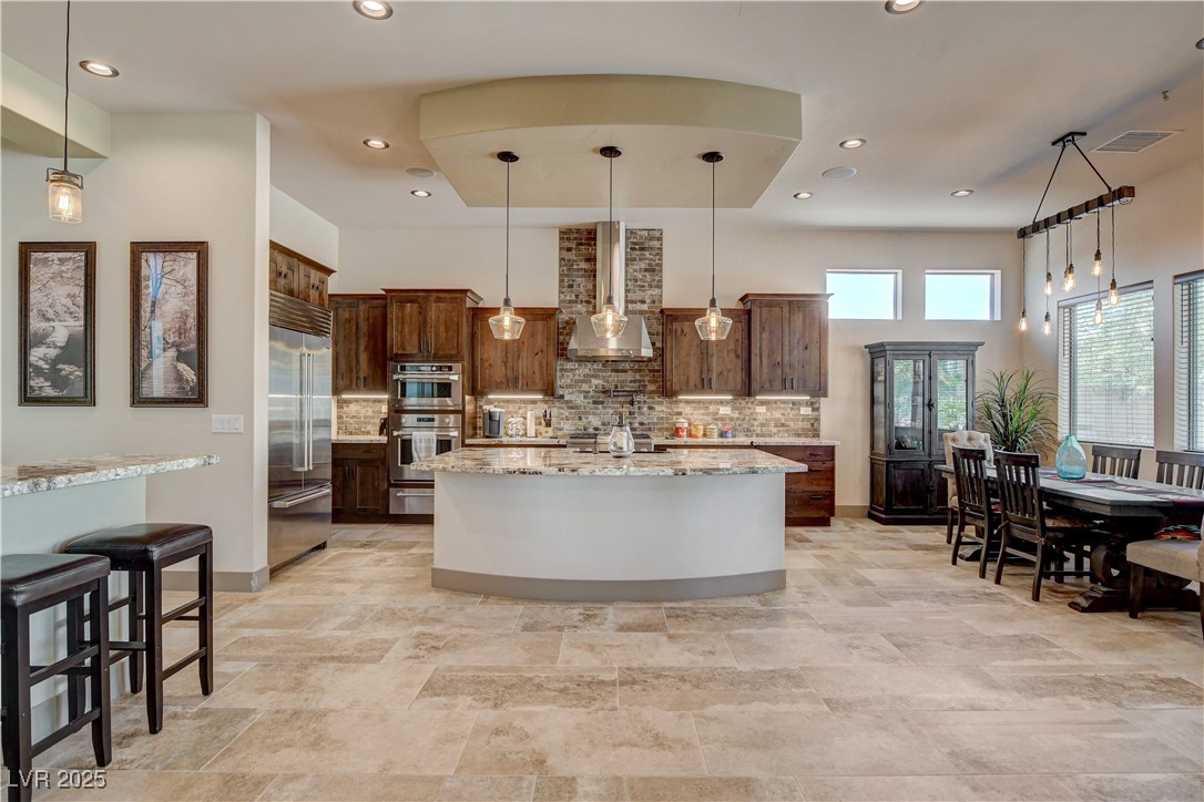 5025 North Chieftain Street