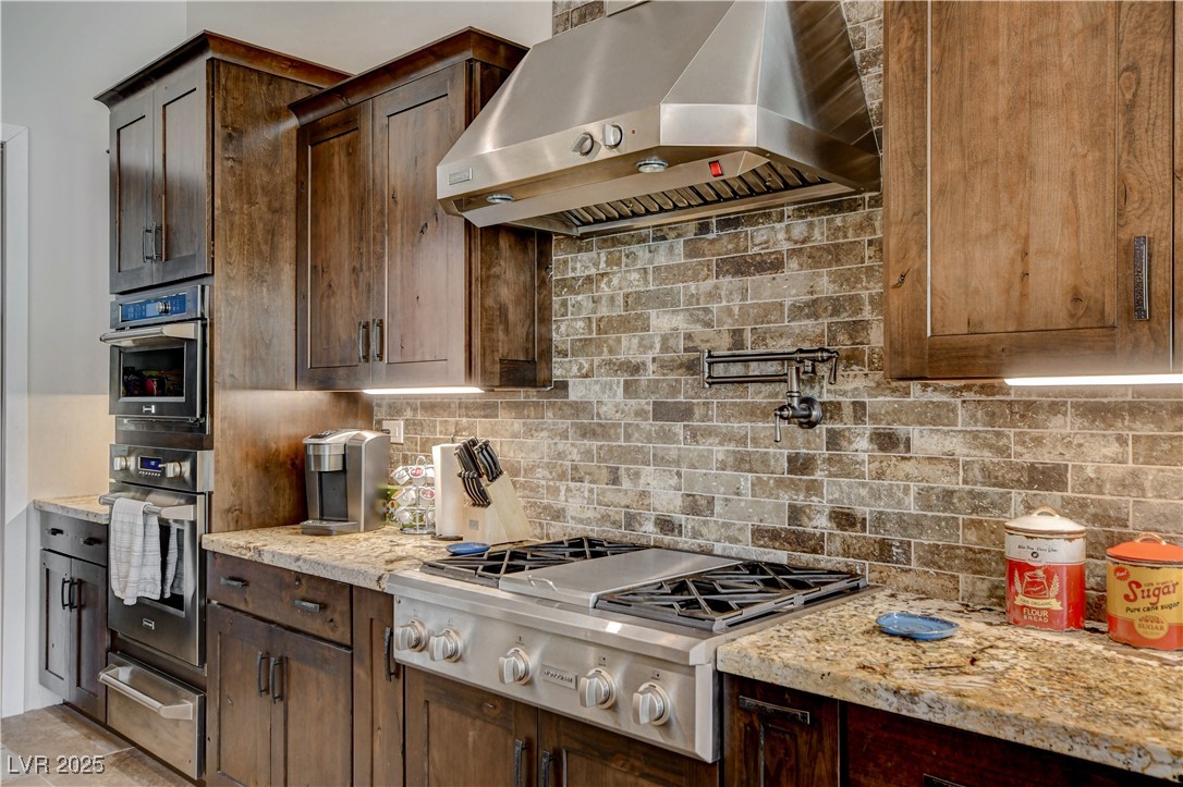 5025 North Chieftain Street