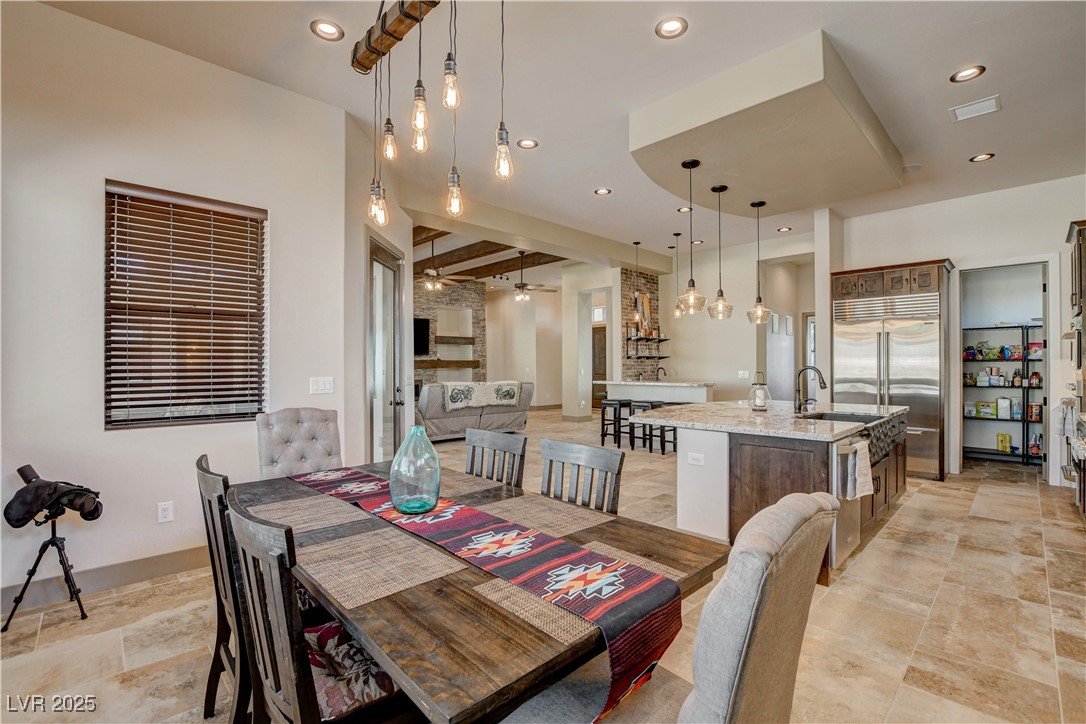 5025 North Chieftain Street