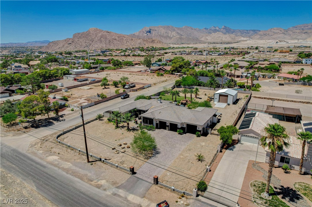 5025 North Chieftain Street