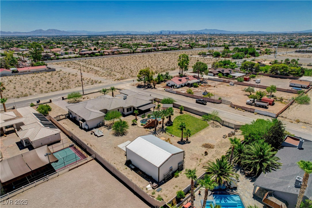 5025 North Chieftain Street