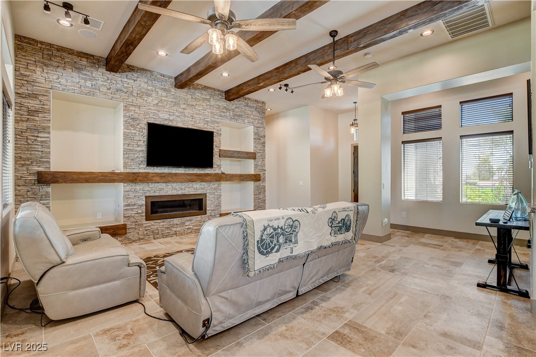 5025 North Chieftain Street