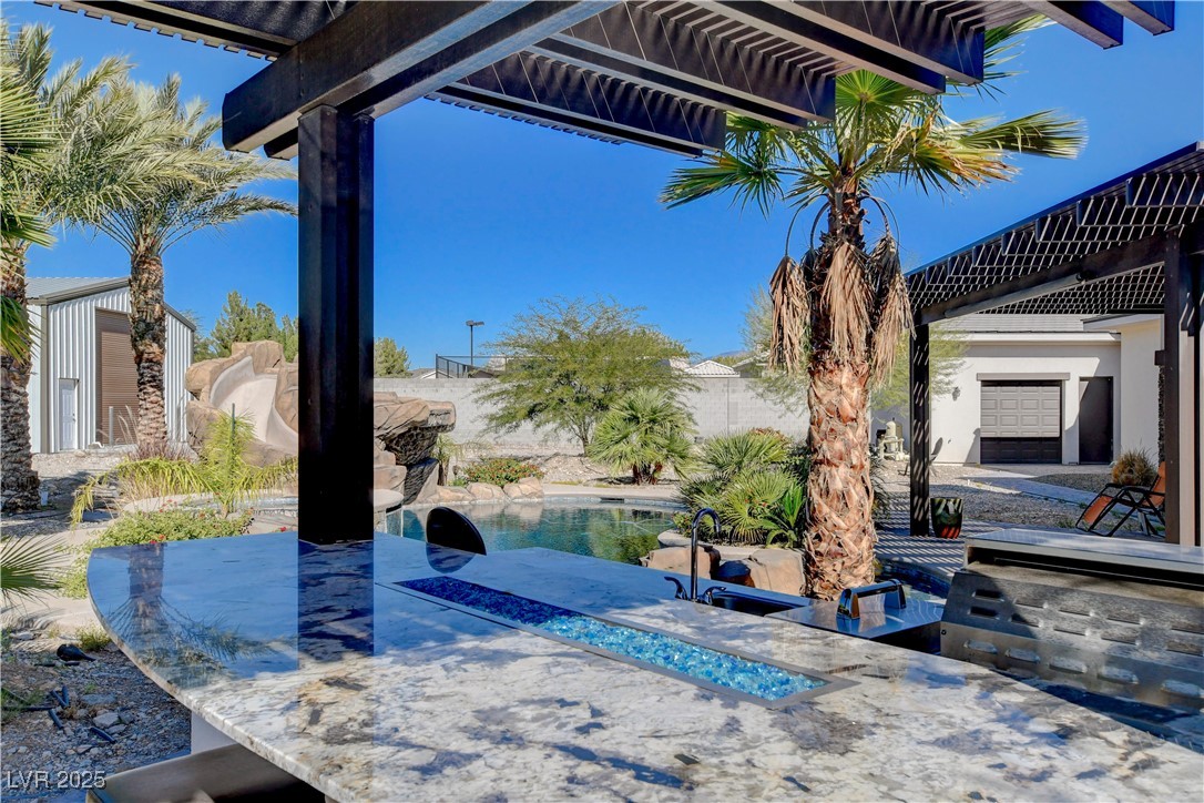 5025 North Chieftain Street