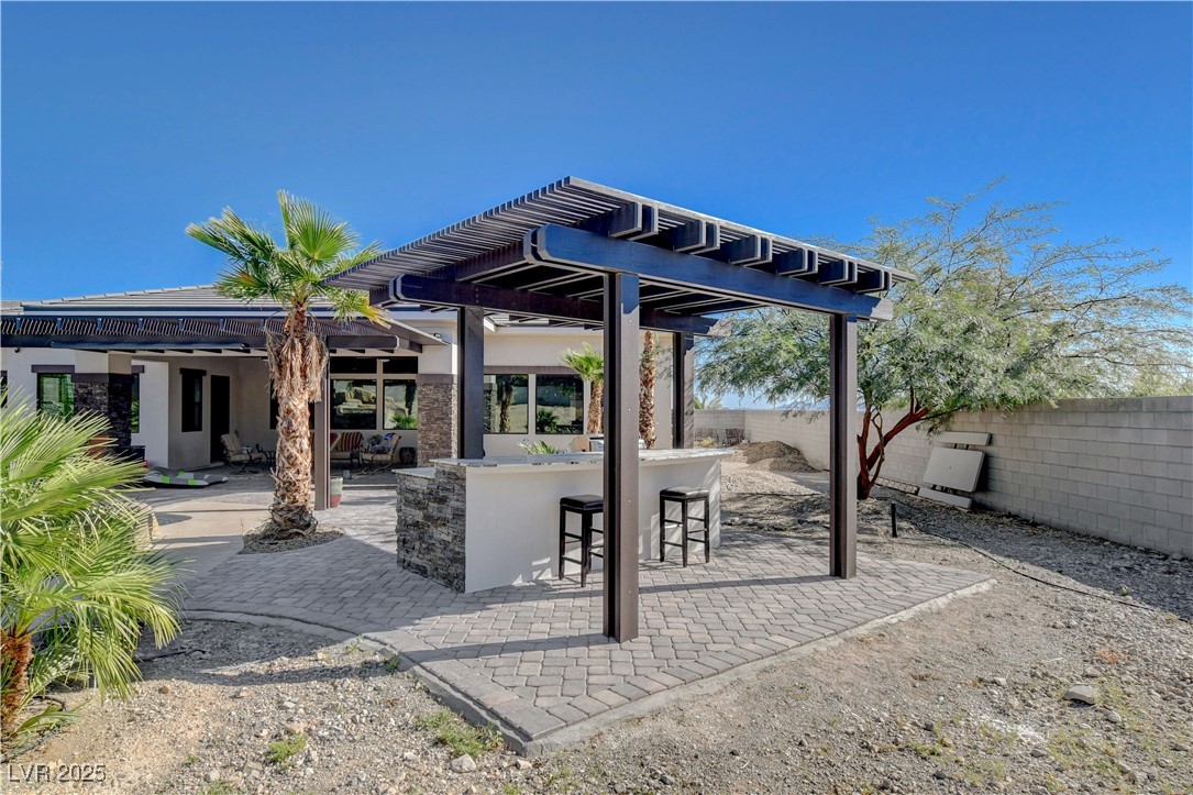 5025 North Chieftain Street