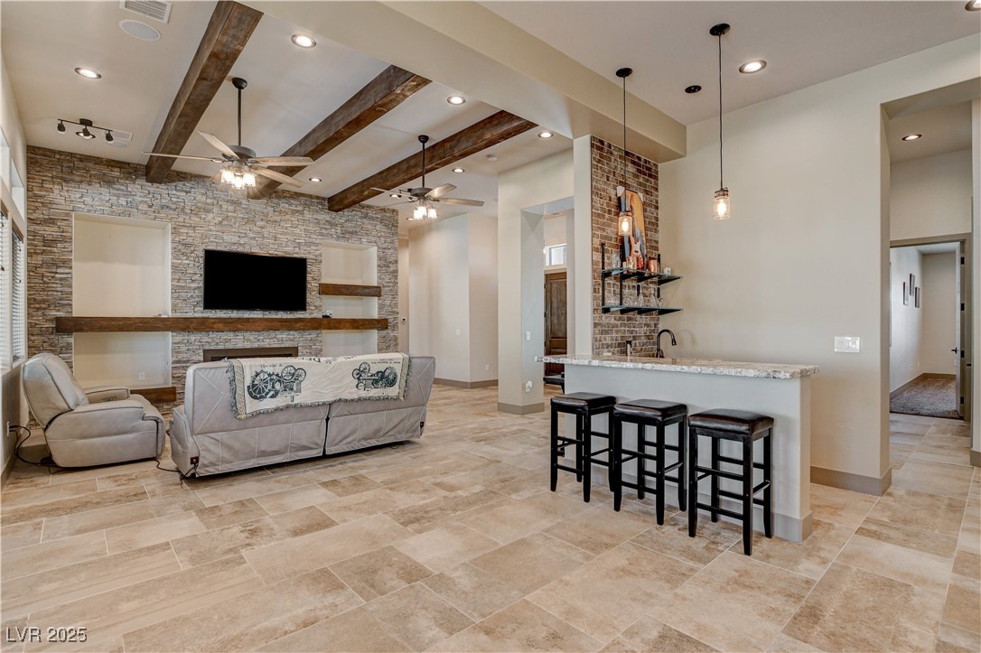 5025 North Chieftain Street