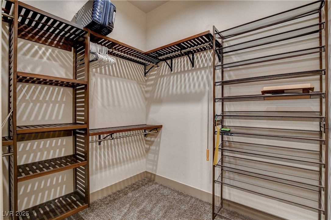 5025 North Chieftain Street