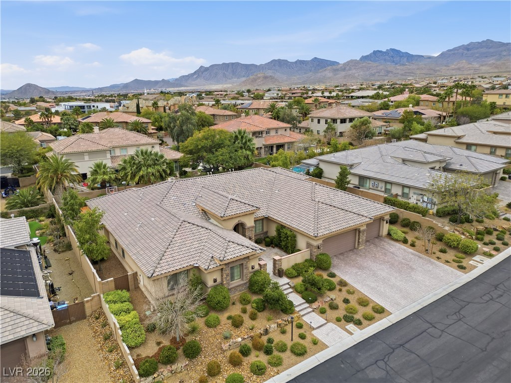 9747 Cathedral Pines Avenue