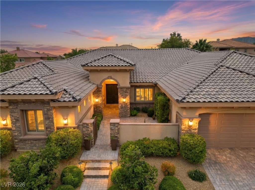 9747 Cathedral Pines Avenue