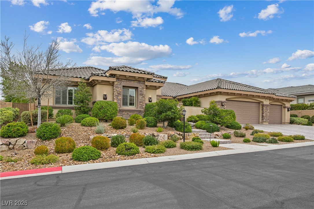 9747 Cathedral Pines Avenue