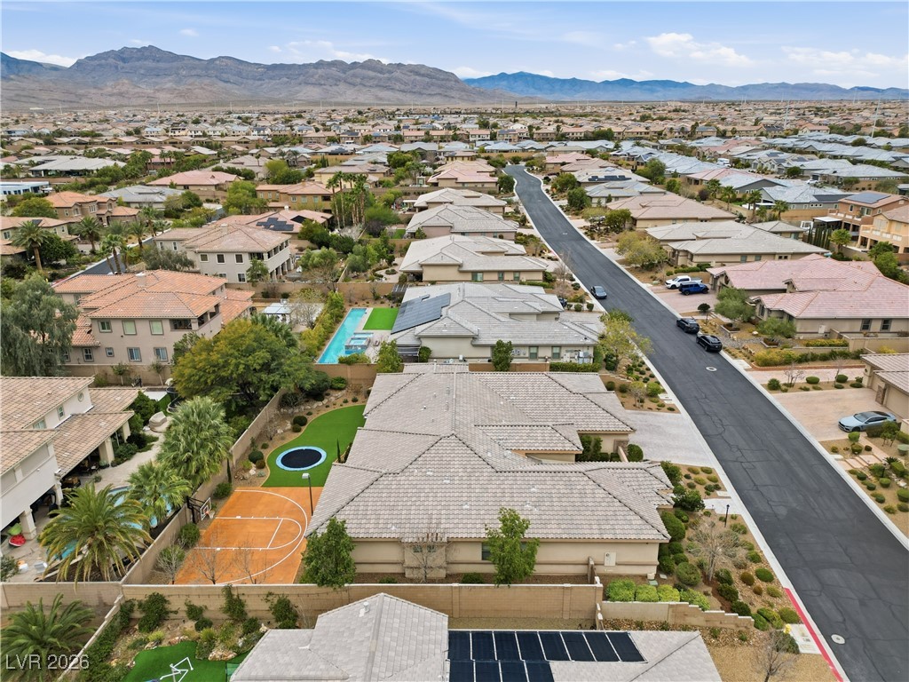 9747 Cathedral Pines Avenue