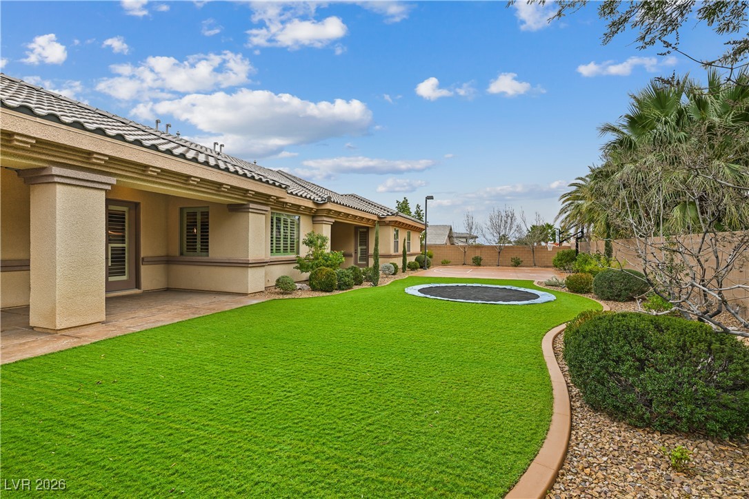 9747 Cathedral Pines Avenue