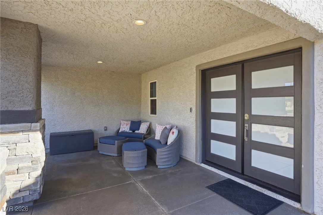 3370 Heavenly View Court