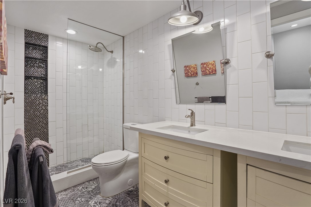 3370 Heavenly View Court