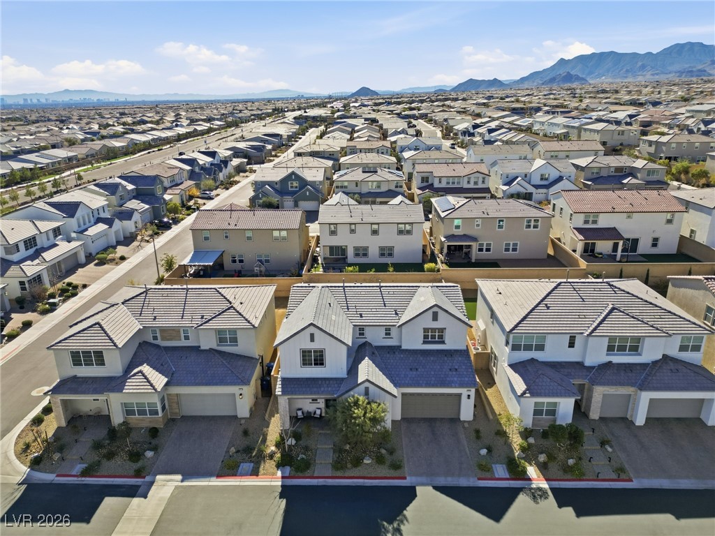 10125 Pleasant Knoll Avenue