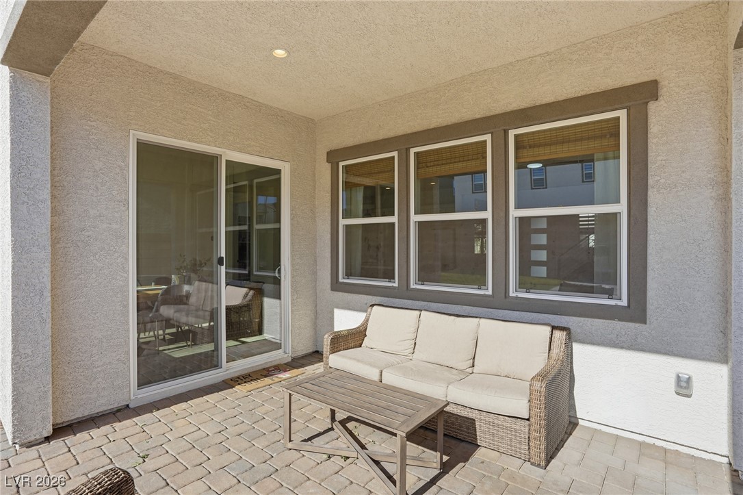 10125 Pleasant Knoll Avenue