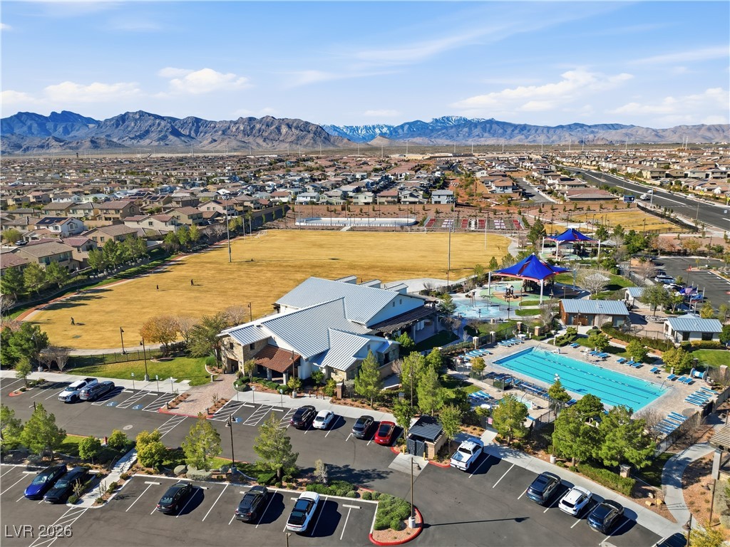 10125 Pleasant Knoll Avenue