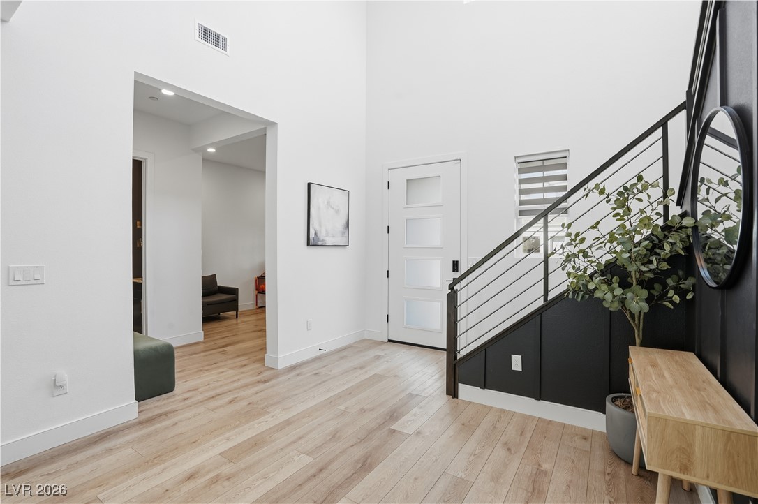 10125 Pleasant Knoll Avenue