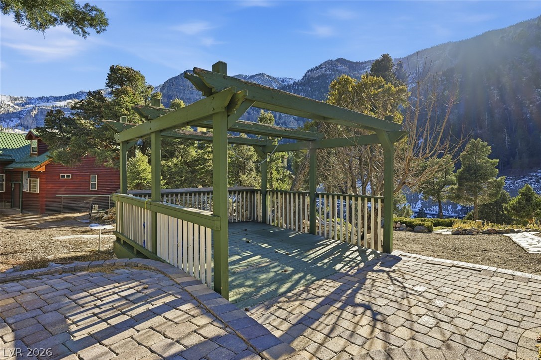 239 Crestview Drive