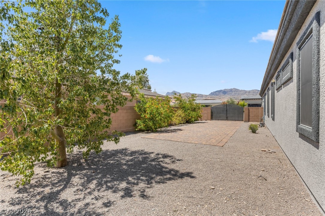 6080 North Conquistador Street