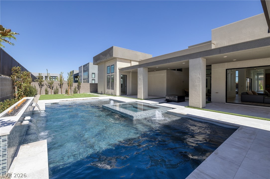 4803 Verde Bloom Street