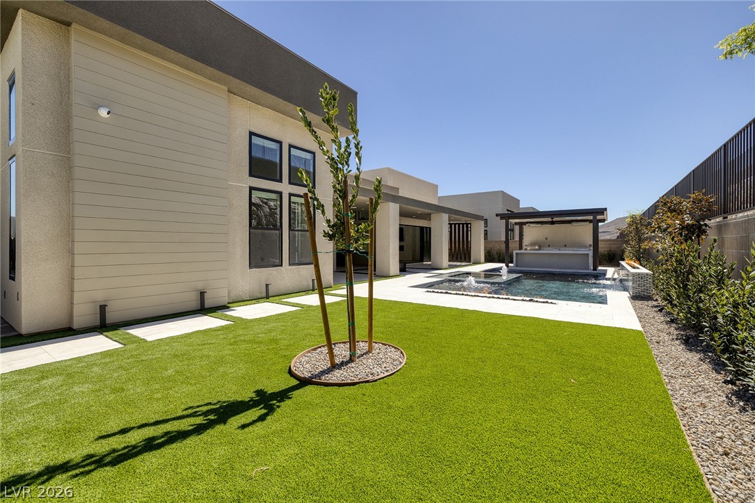 4803 Verde Bloom Street