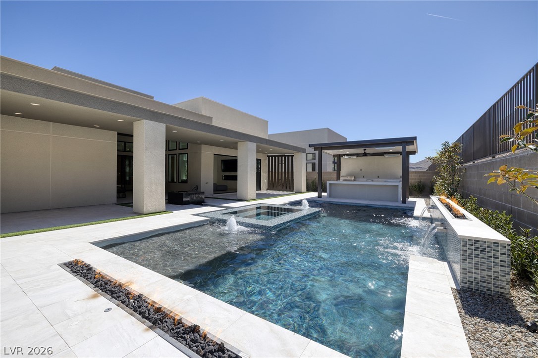 4803 Verde Bloom Street