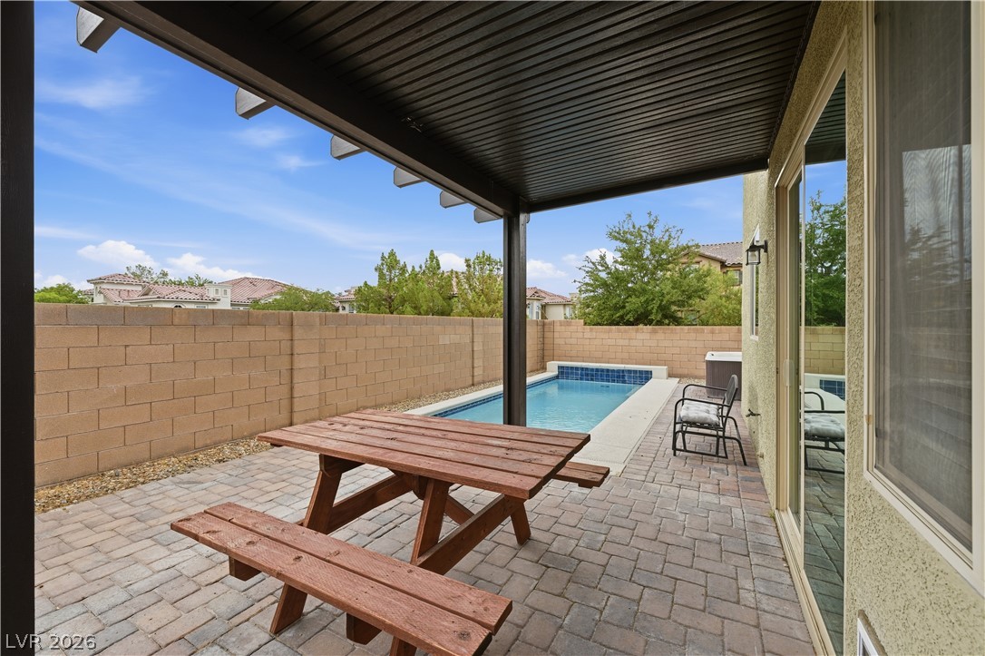 9518 Ridgeglen Court