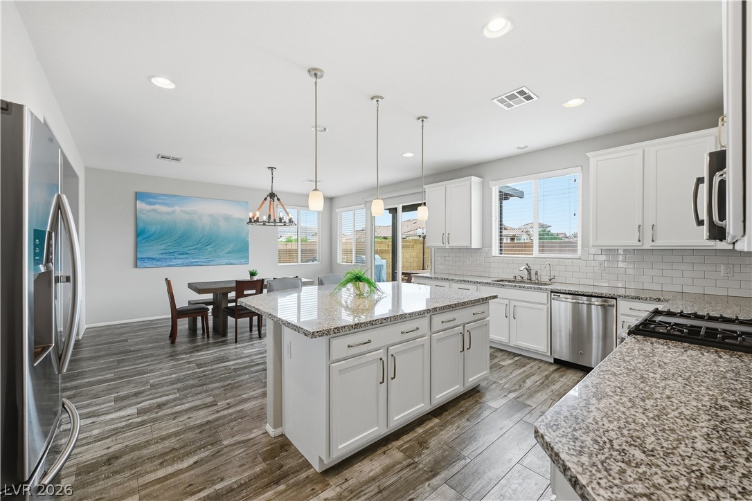 9518 Ridgeglen Court