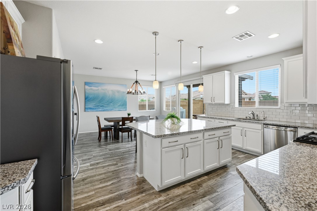 9518 Ridgeglen Court
