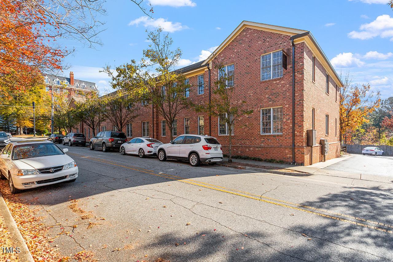 727 W Hargett Street Unit: 201