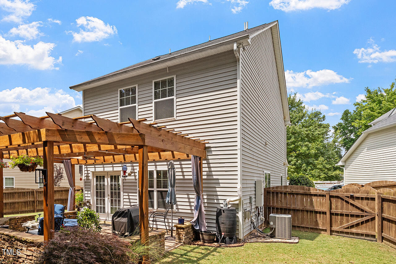 1842 Landstrom Lane