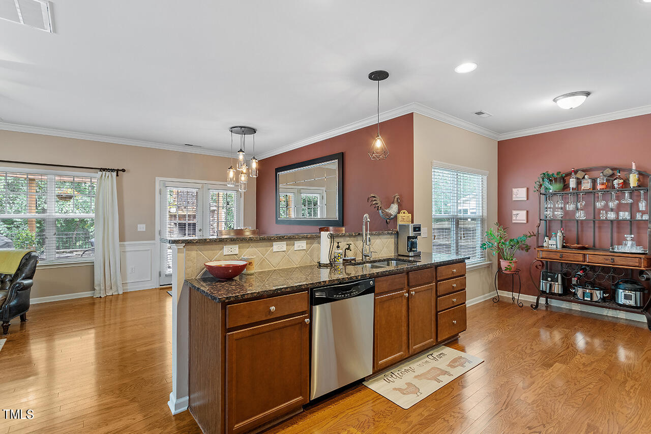 1842 Landstrom Lane