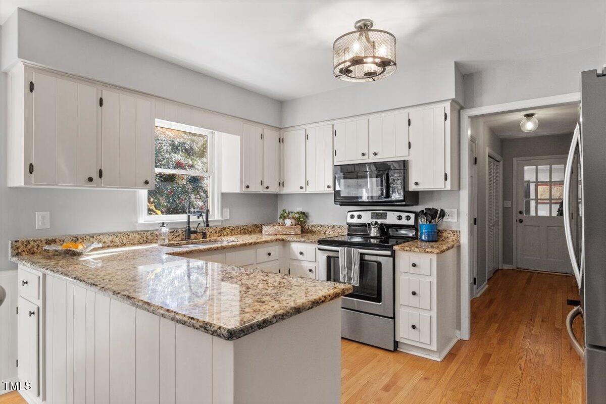 7004 Cedar Bend Court