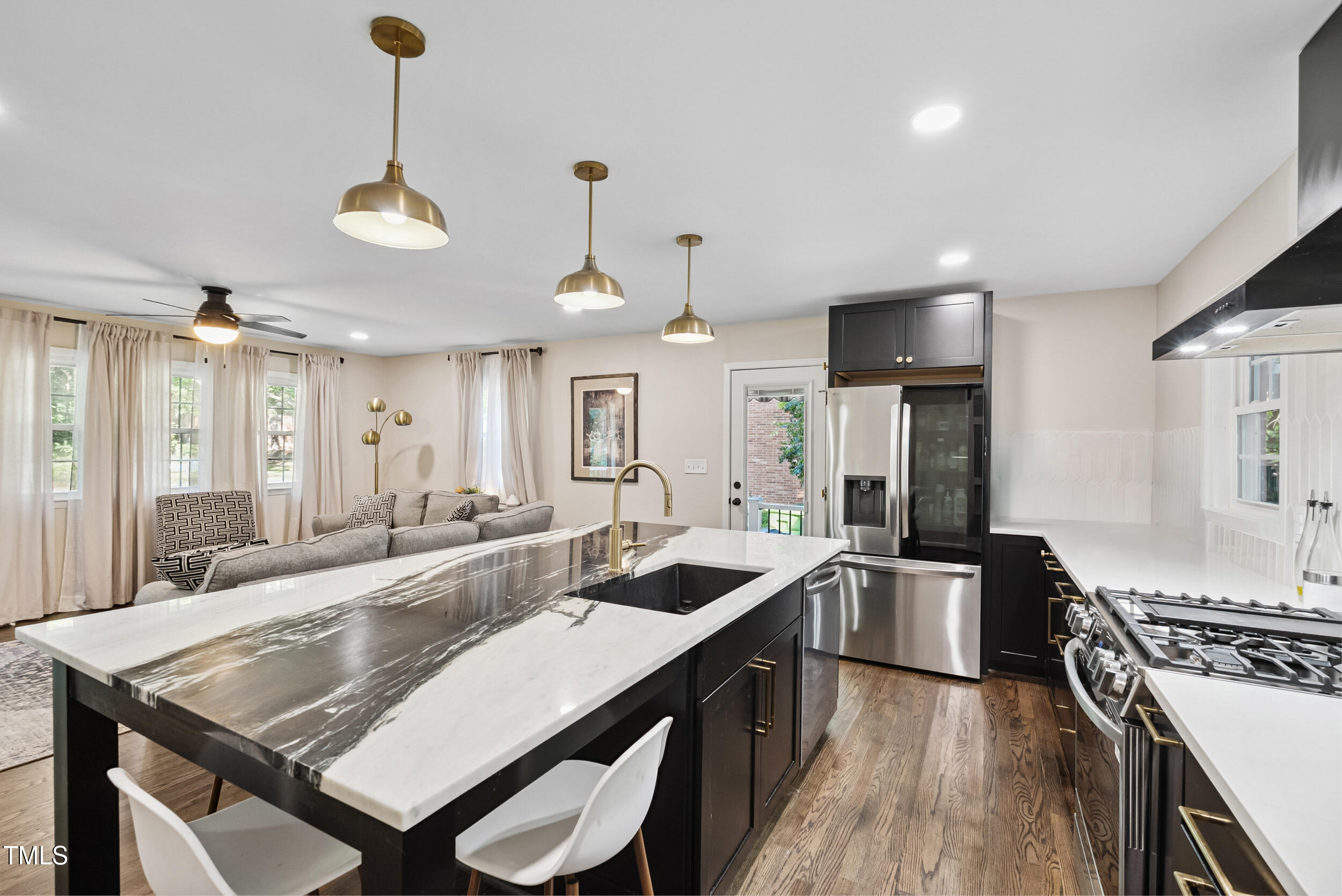 3228 Ward Road