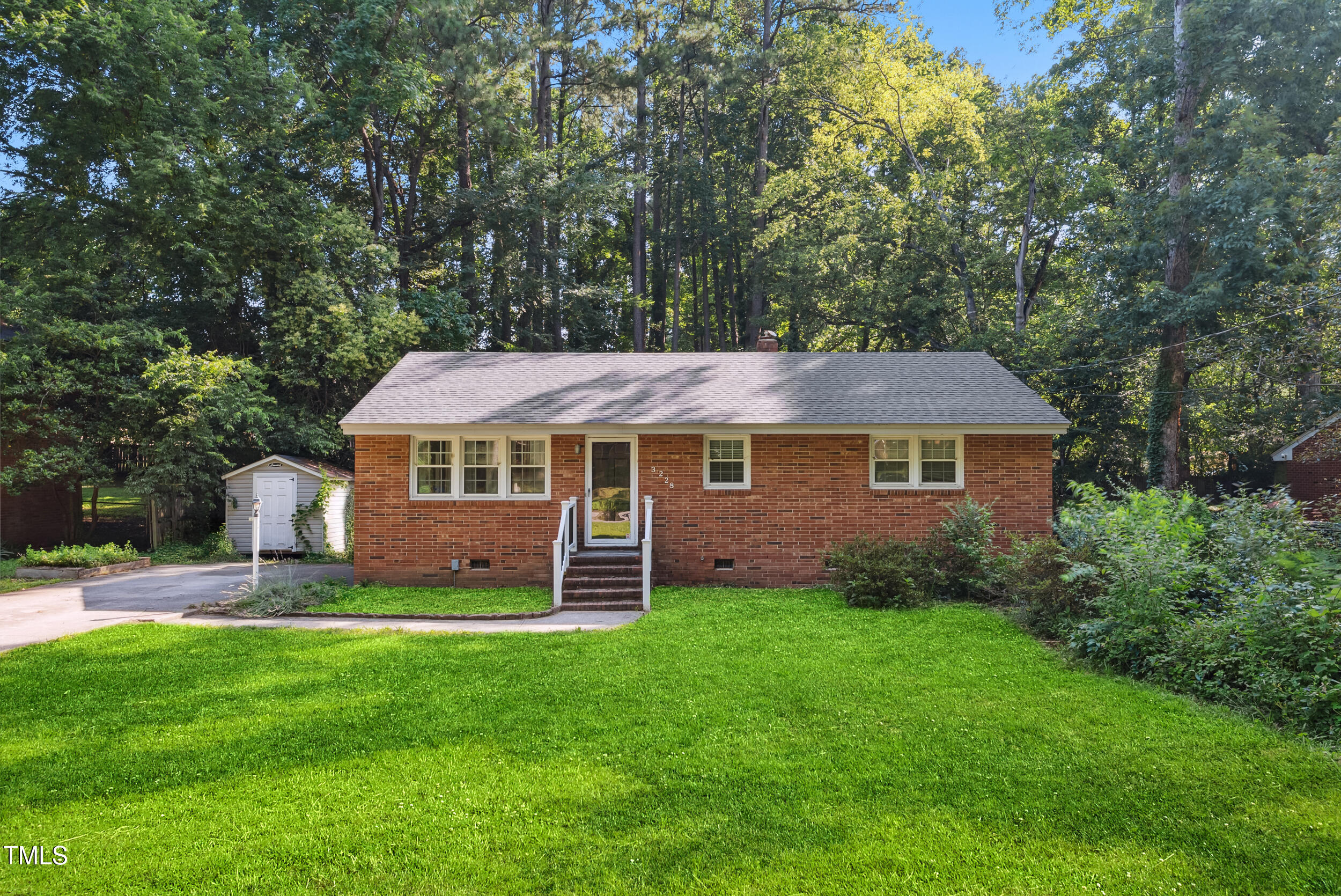 3228 Ward Road