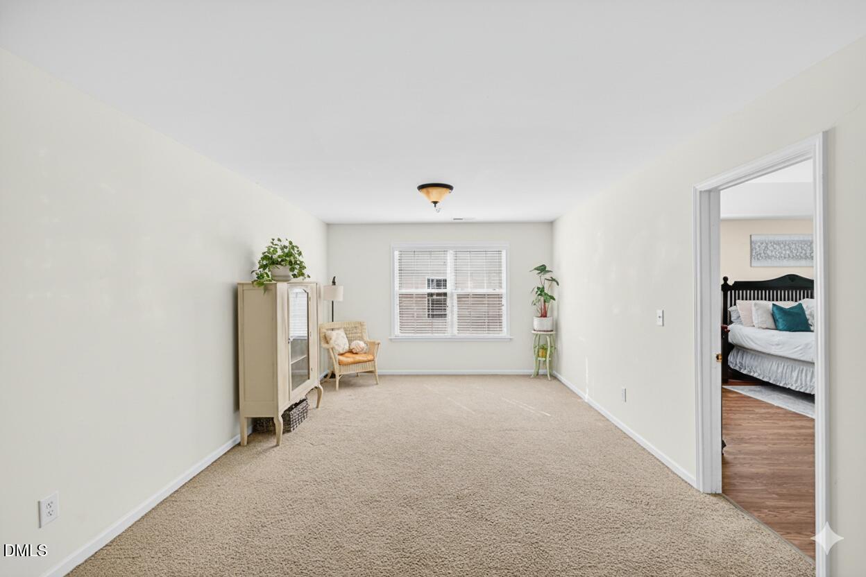 1124 Woodlands Creek Way