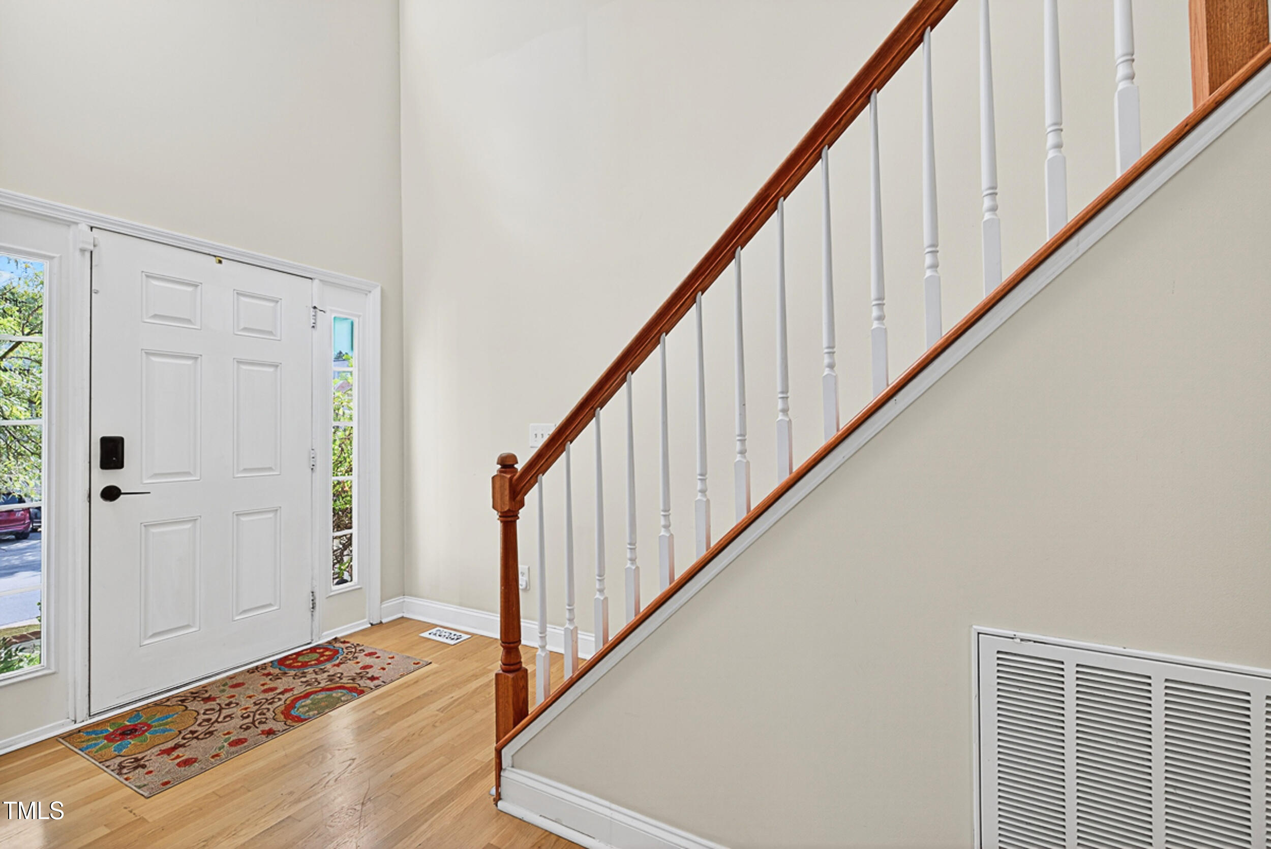 1124 Woodlands Creek Way