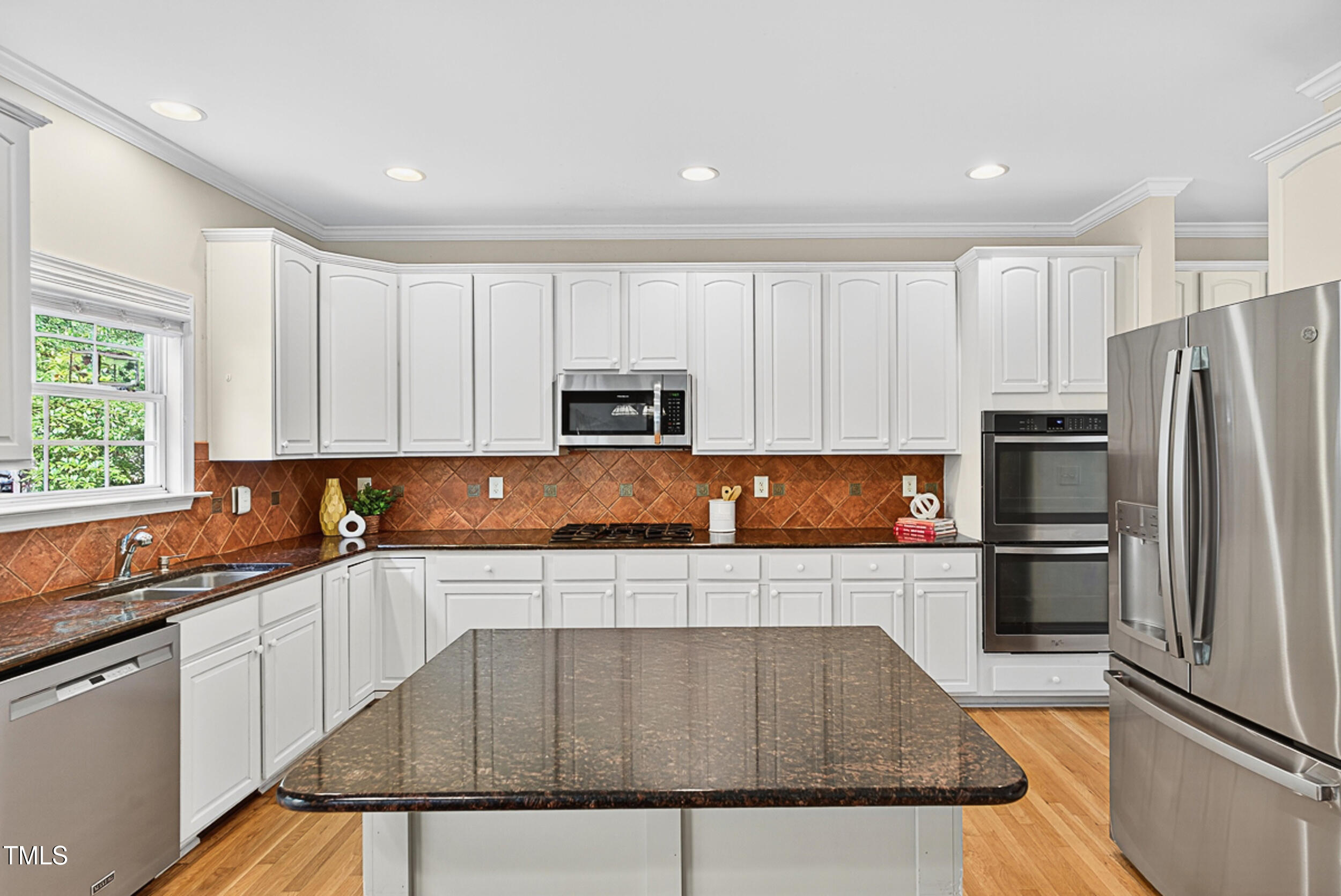 1124 Woodlands Creek Way