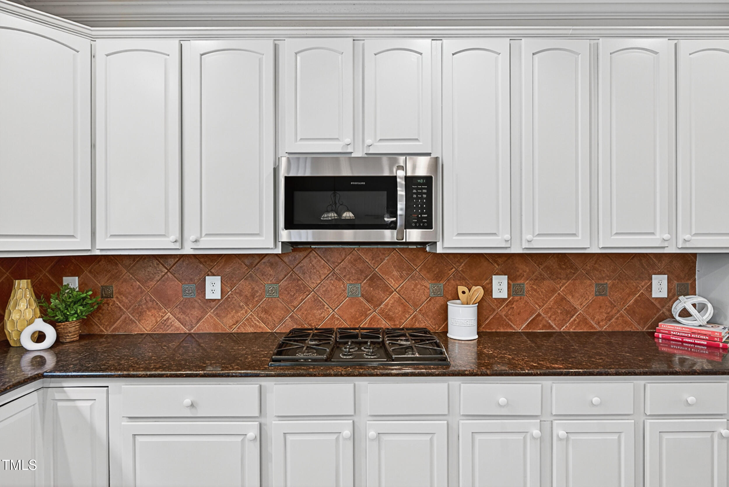 1124 Woodlands Creek Way