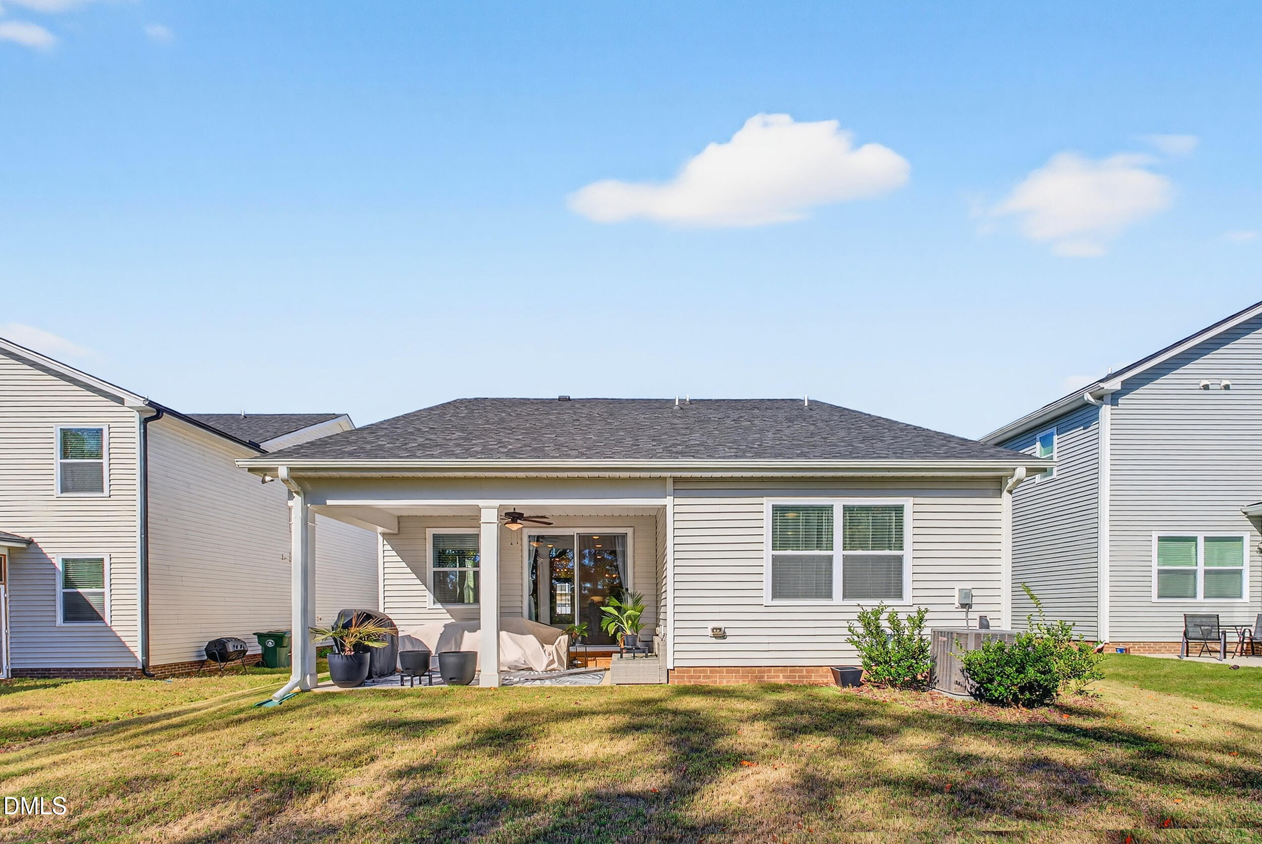 143 Umbrella Way Way, Garner