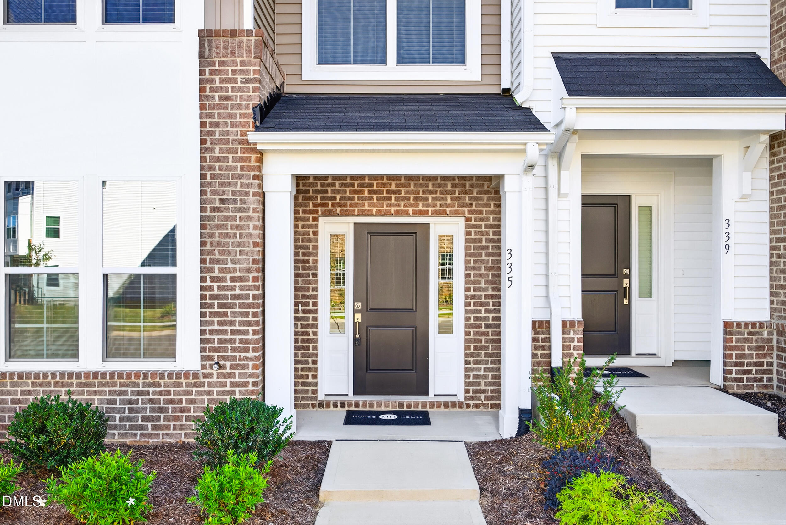 335 Chesapeake Commons Street