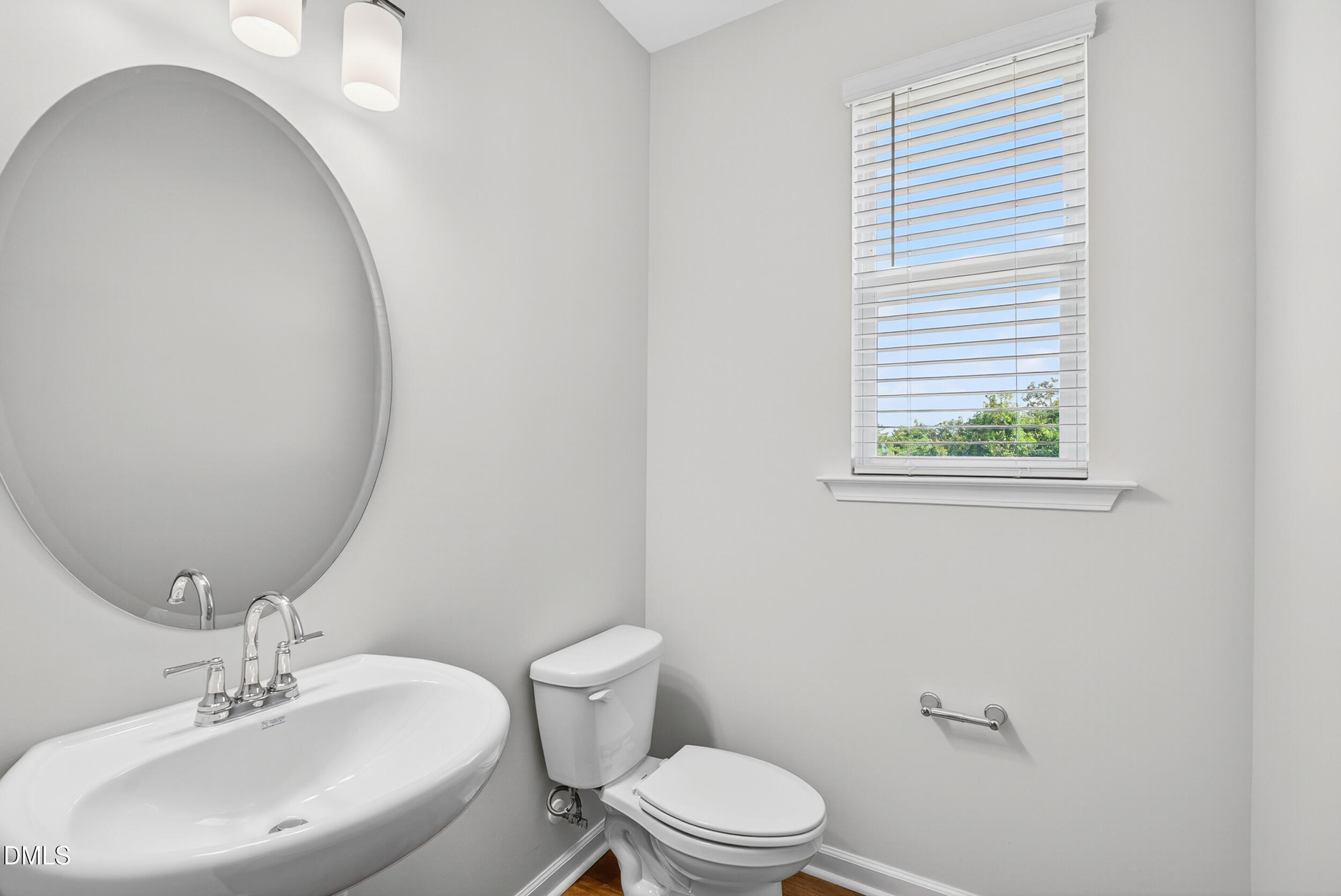 335 Chesapeake Commons Street